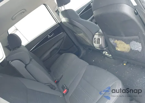 2018 Kia Sorento 2.4L Lx from USA, damaged, VIN 5XYPG4A33JG386001